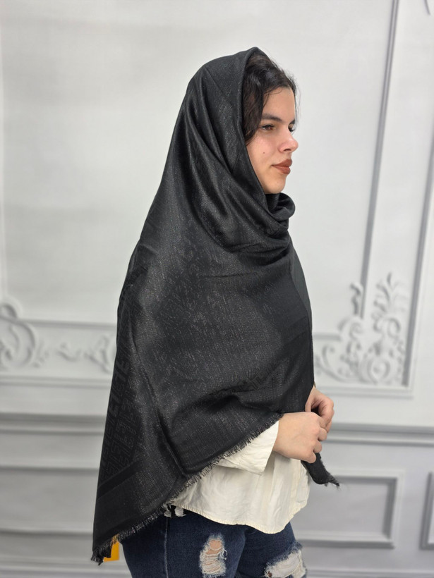 روسری مشکی ژاکارد لمه اعلا مارک دار اورجینال
